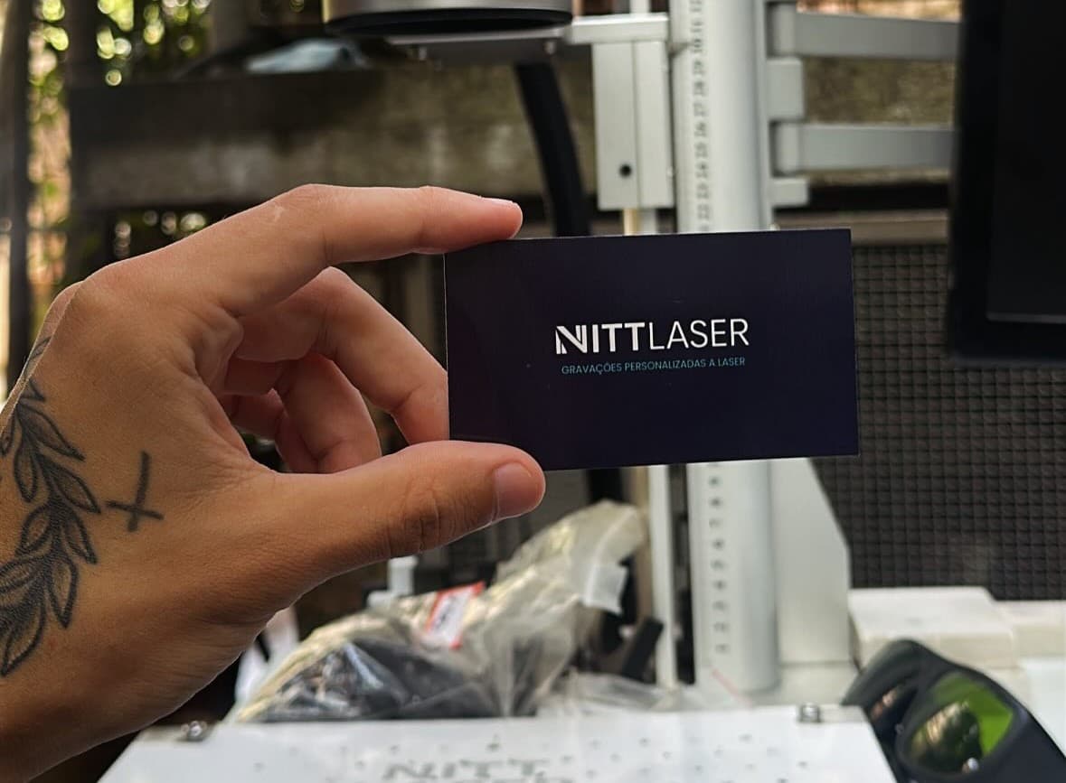 Caneta com gravação a laser personalizada